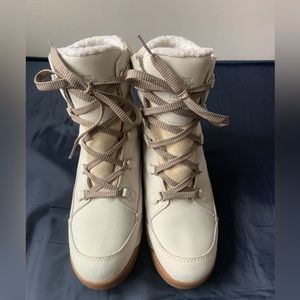 Kodiak Claresholm winter boots